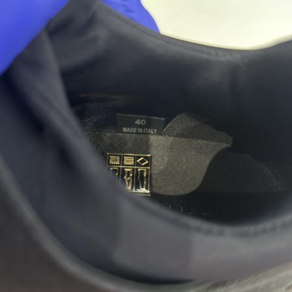 Stella McCartney black sneaker in good condition - Picture 6 of 11